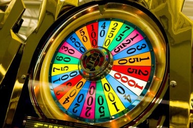 Diamond Empire slot game interface showing gem-matching mechanics on ego 777